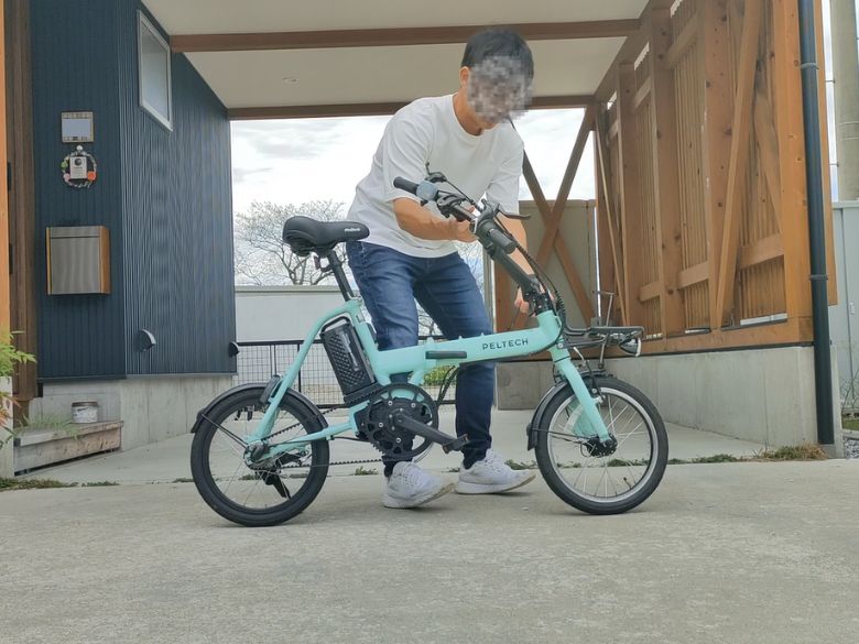 ハンドルを倒す