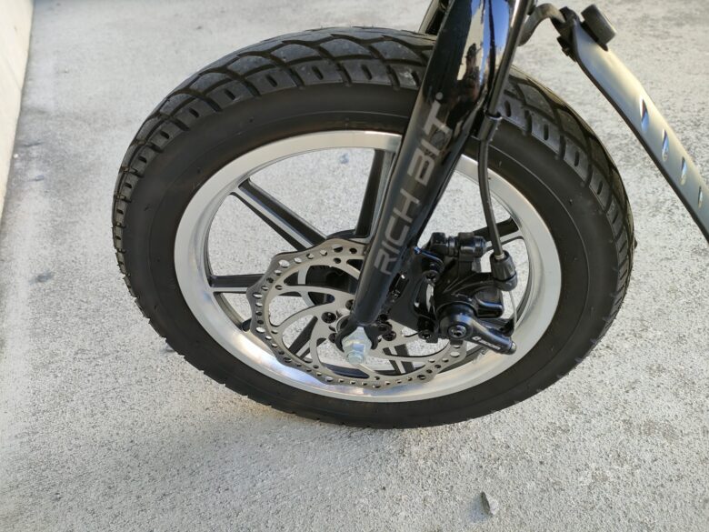 ディスクブレーキ