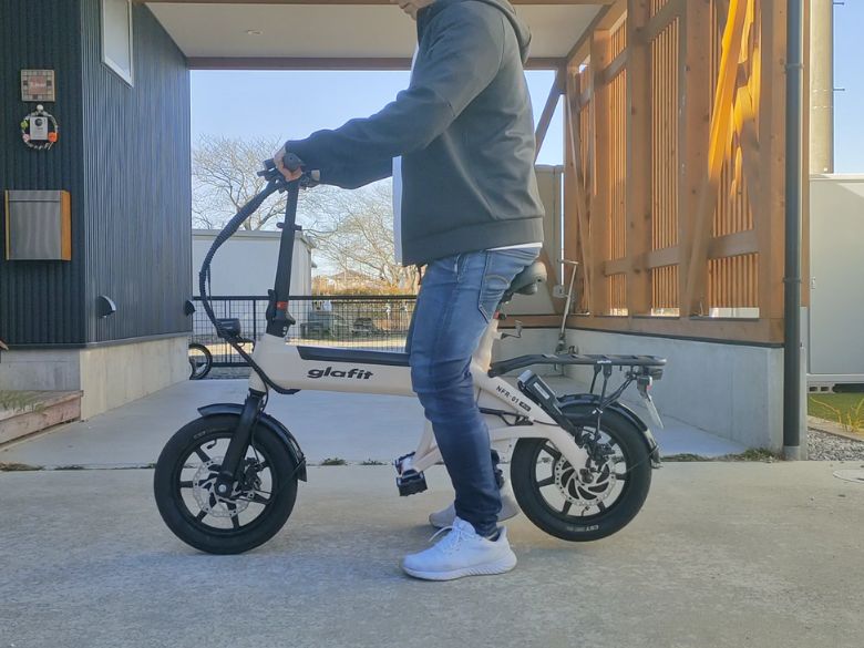 サドルを一番下げた状態