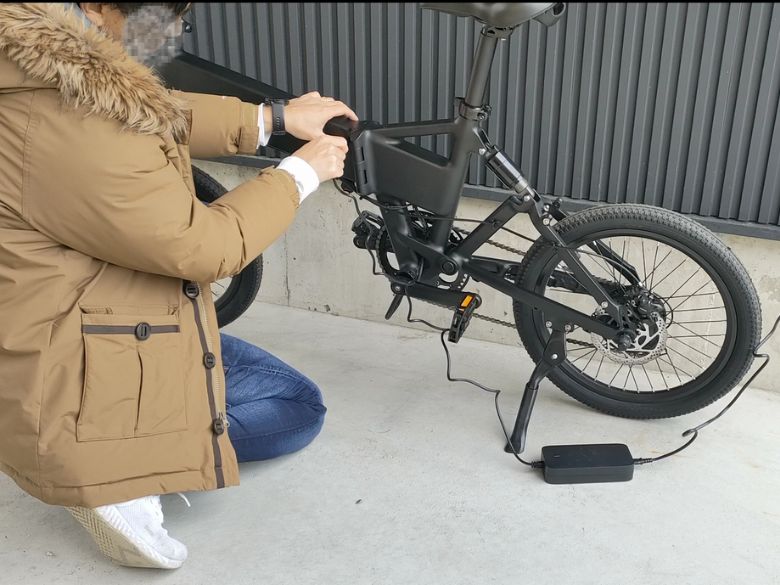 コンセントに直接繋ぐ