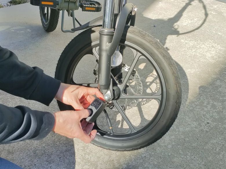 電動空気ポンプ