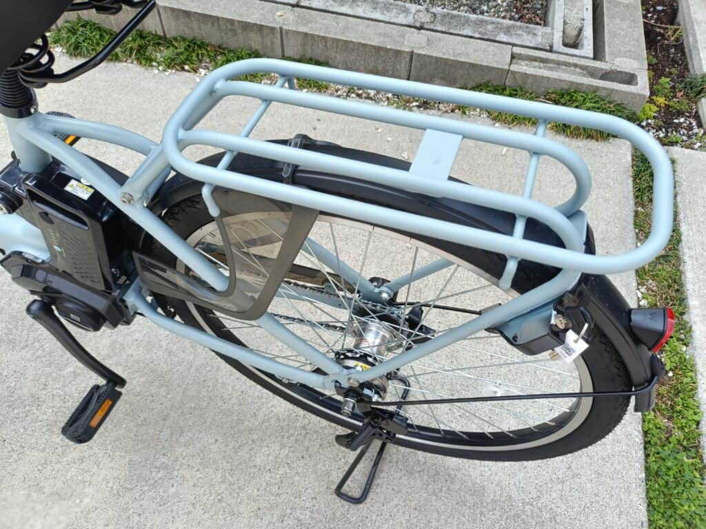 後ろタイヤ
泥除け